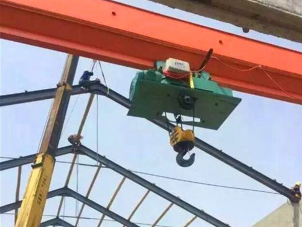 广东汕尾桥式起重机厂家 冶金起重机减速机维护：守护动力枢纽